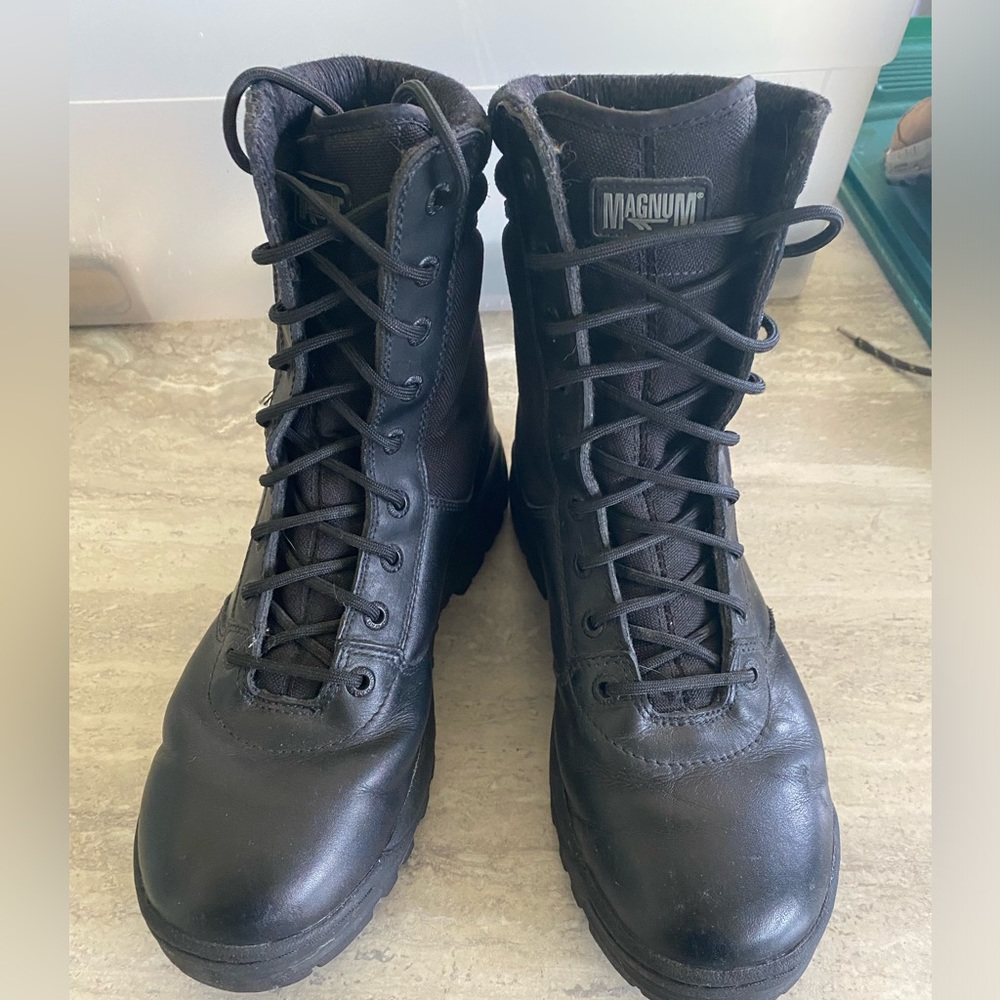 Magnum Boots